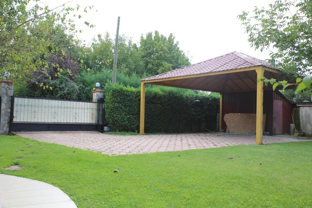 Damla Pansiyon Sapanca Exteriör bild